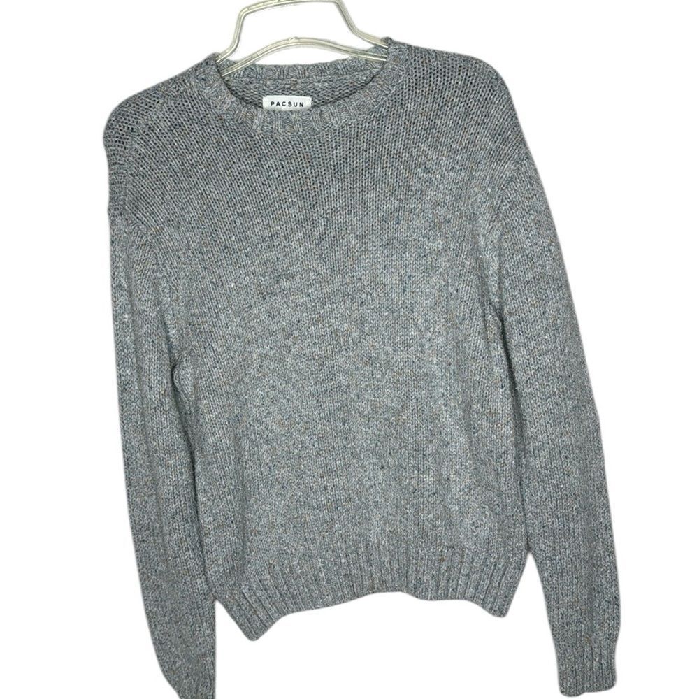PacSun Grey Crewneck Sweater. Size Small.‎